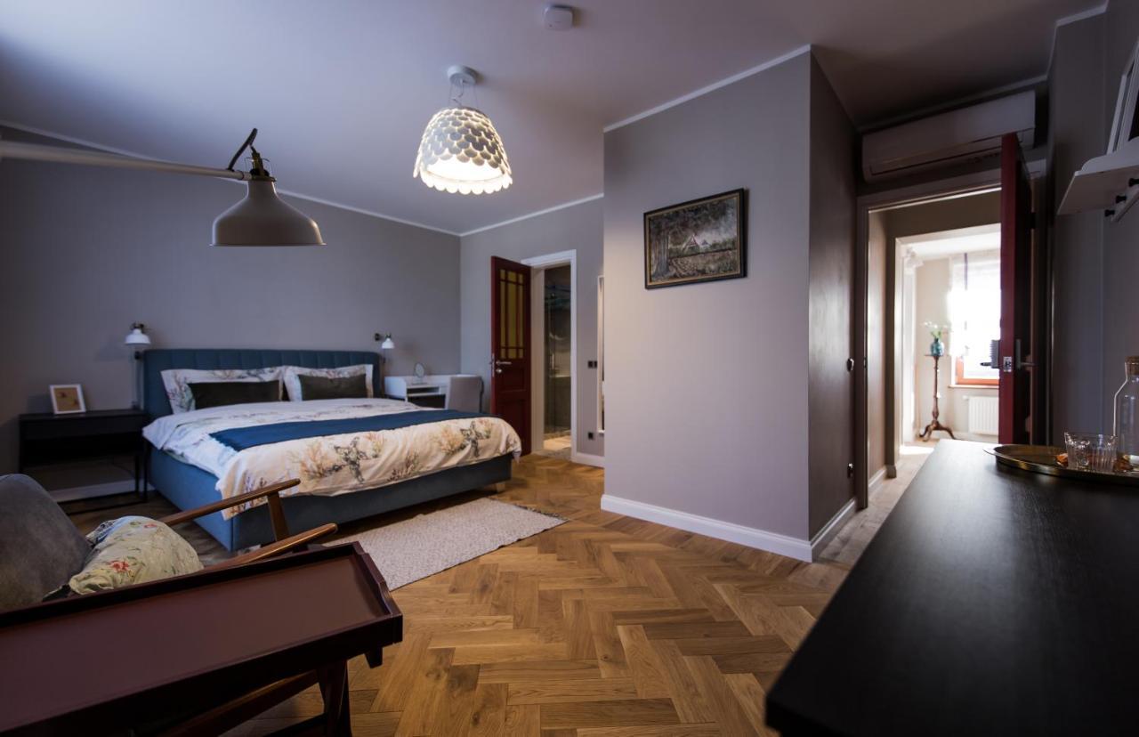 Emily Hotel Riga Bagian luar foto